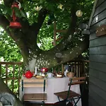 Campingplatz Treehouse Escape