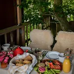 Campingplatz Treehouse Escape
